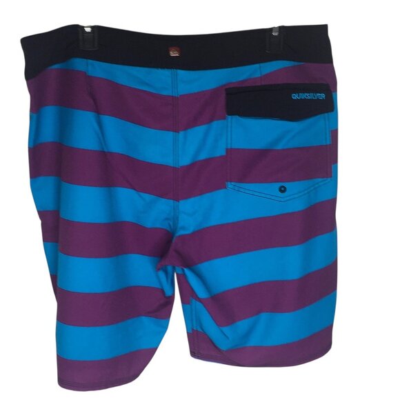 Quiksilver Board Shorts Mens 38 Purple Blue Stripe Cypher 4-Way Stretch Surf - Picture 8 of 14